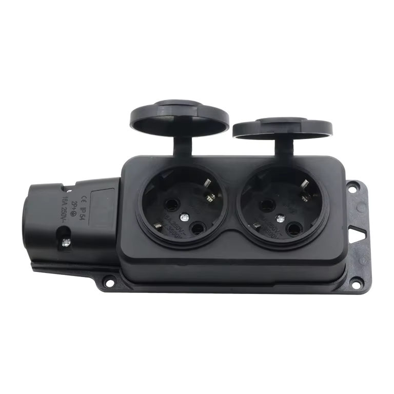 IP54 16A 3500W EU 2 Gang Schuko New Outdoor Waterproof Power Socket Cover Wireless Extension Strip for Industrial Use for