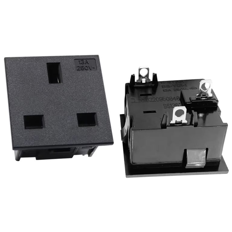 UK Standard 3-Pin 13A 250V Industrial Wall-Mounted AC Power Socket NFC Network Extension Socket