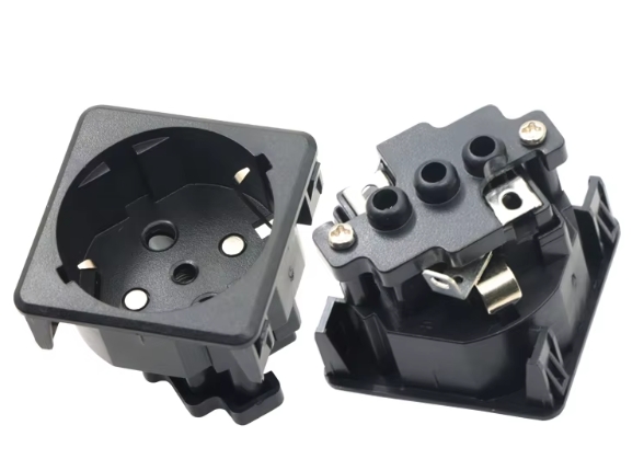 European Standard Socket Waterproof 16A 250v Outlet Snap in Receptacle for UPS