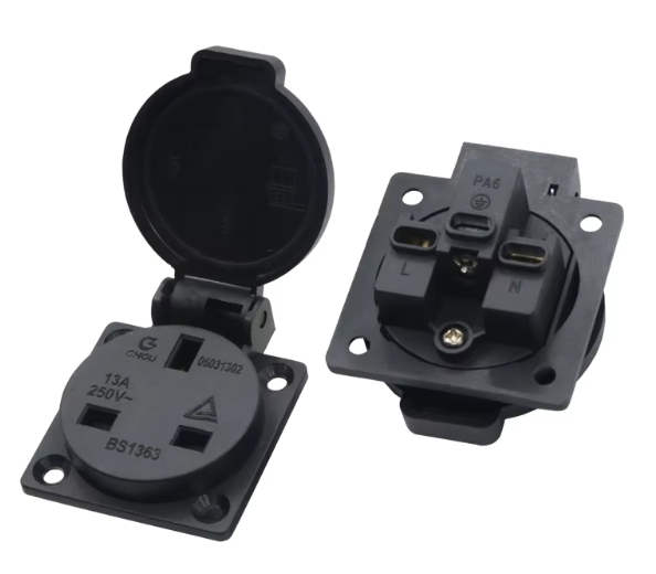 British Standard  Waterproof Cover Socket Outlet  for UPS