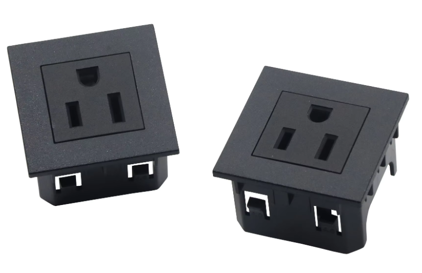 US-Style AC Power Wall Socket with 3-Outlet Configuration, Rated at 15A/125V for American Electrical Systems